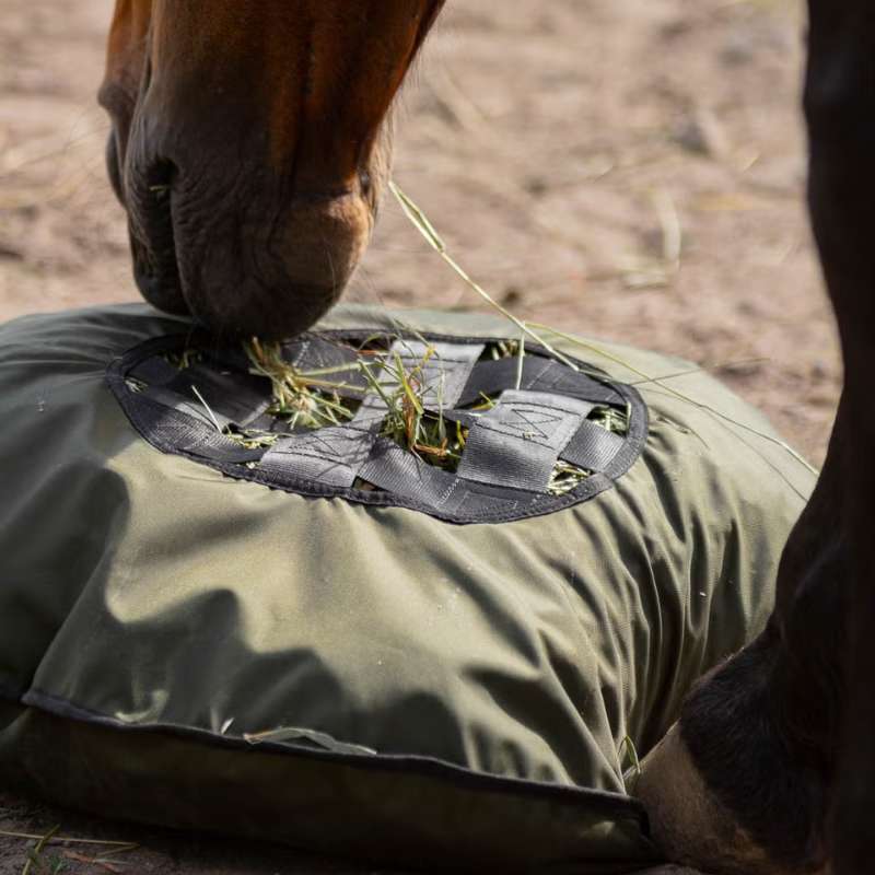 Heica-Fluffy-Feeder-groen-in-gebruik
