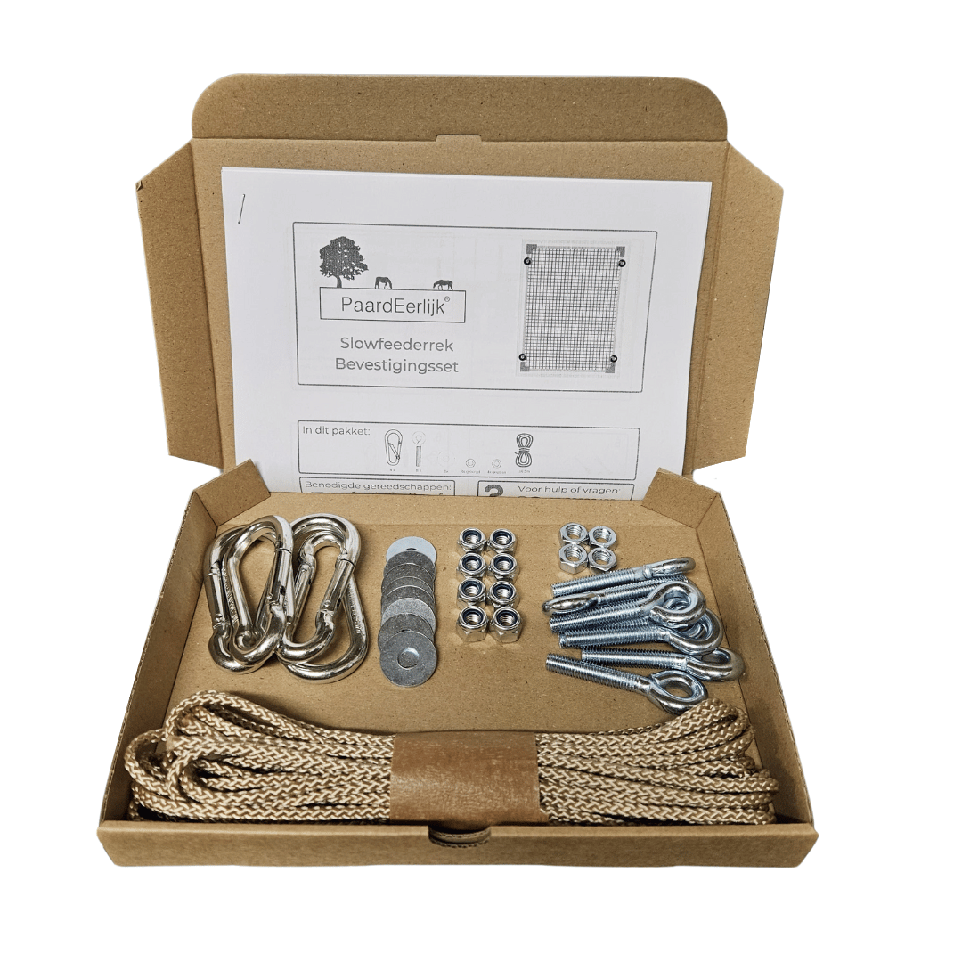 Alle materialen en instructie om en slowfeederrek in een bak te monteren.
