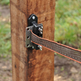 Bevestig je weide afrasteringlint eenvoudig in een lintisolator 