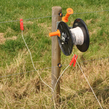 Gallagher Multi-haspelkabelset toegepast in de praktijk, creëer moeiteloos een flexibele, duurzame en goed geleidende afrastering voor elke vorm van weidegang voor paarden